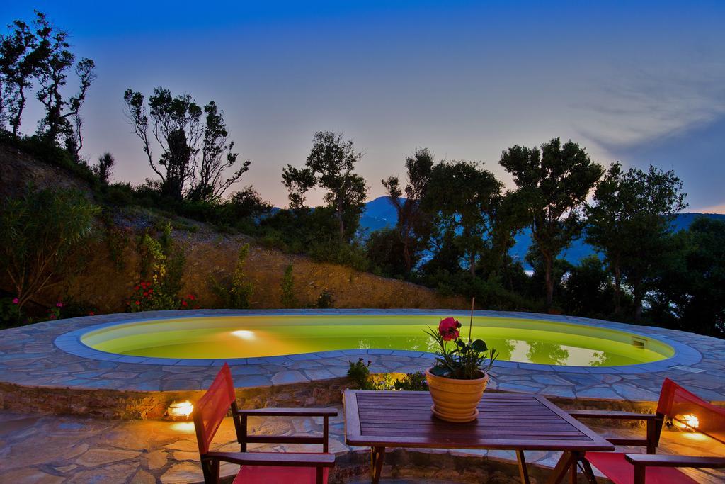 Porto Skopelos Villas Екстериор снимка